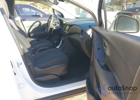 2019 Chevrolet Trax Ls z USA, uszkodzony, nr VIN 3GNCJKSBXKL304468